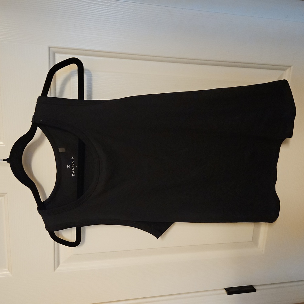 Danskin L black tank top